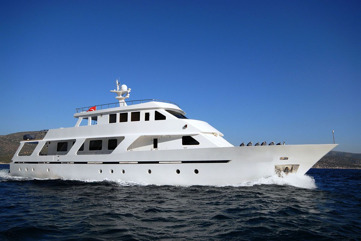 AMAZON yacht (Aegean Yacht, 32m, 2004)